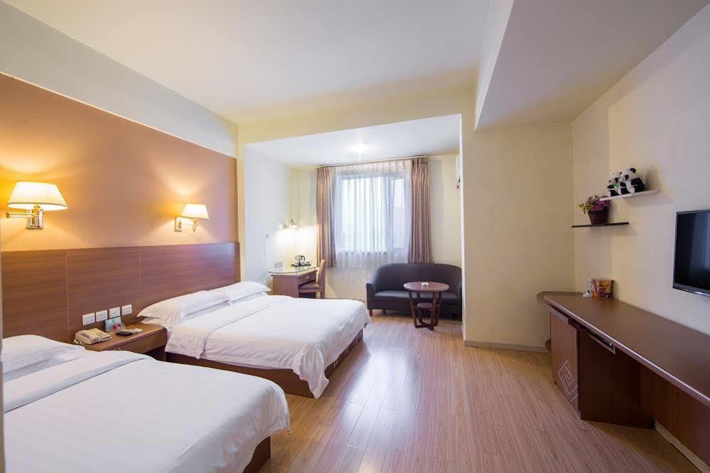 Anyi 158 Hotel Chengdu East Ma Peng Exterior photo